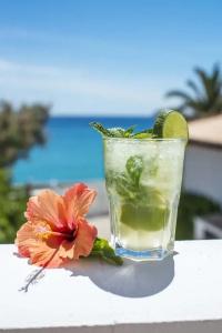 The Sea Club - 45