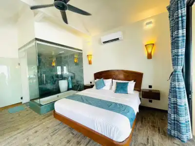 Absolute Beachfront Resort - 31