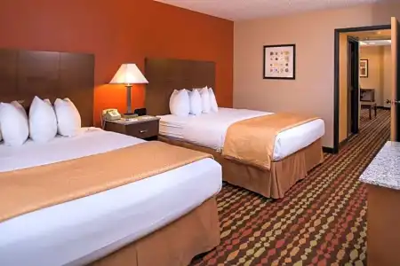 Best Western Ambassador Inn & Suites - 132