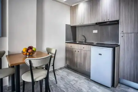 Mary & Mary Royal Suites - 27
