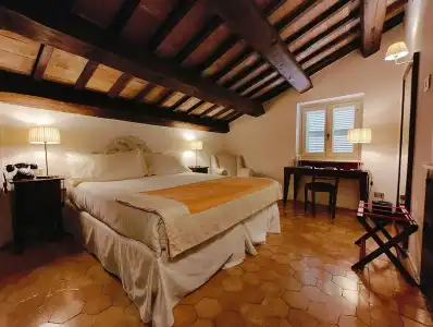 Palazzo Seneca - 30