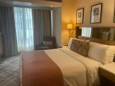 Marine Plaza Mumbai - 26