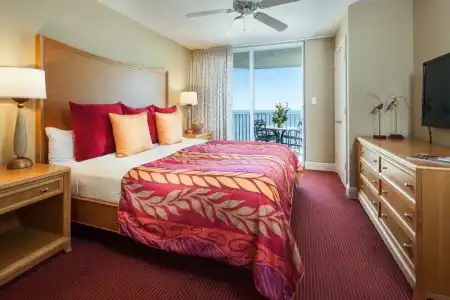 DiamondHead Beach Resort - 41
