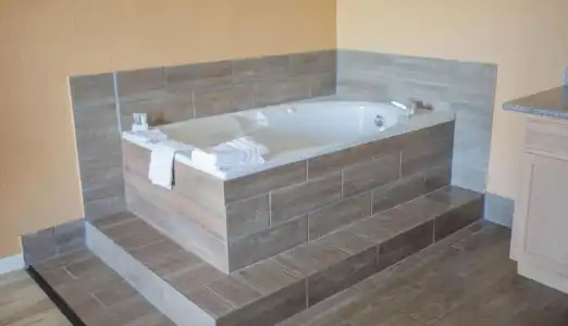 The Crossroads & Suites - 39