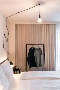 Pentahotel - 76