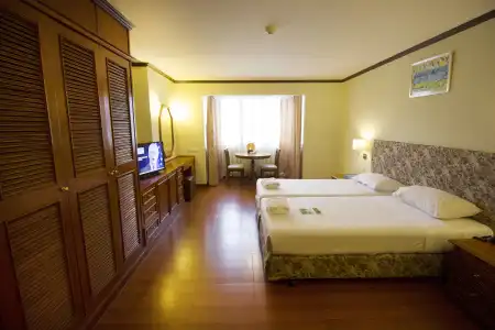 Omni Tower Sukhumvit Nana by Compass Hospitality - 2