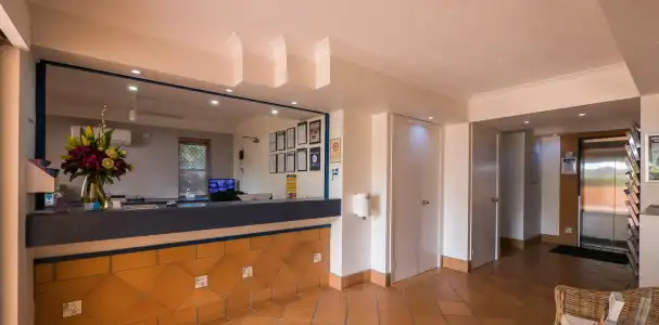 San Mateo on Broadbeach - 11
