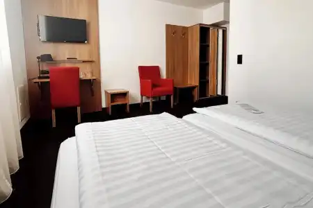 Garner Stuttgart - Zuffenhausen by IHG - 92