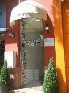 Scotty's Boutique - 0