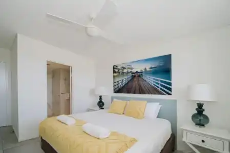 Bay Royal Apartments - 100
