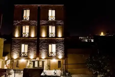 Old Side Boutique - 0