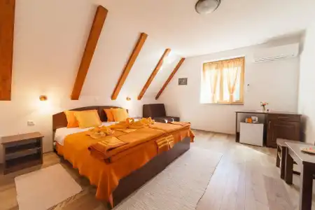 House Rustico - 2