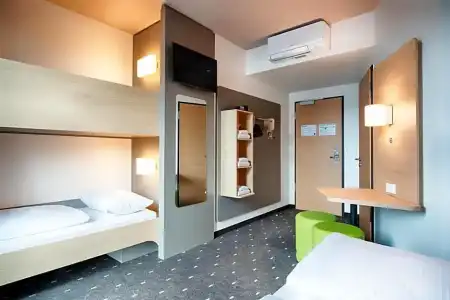 B&B Stuttgart-Neckarhafen - 34