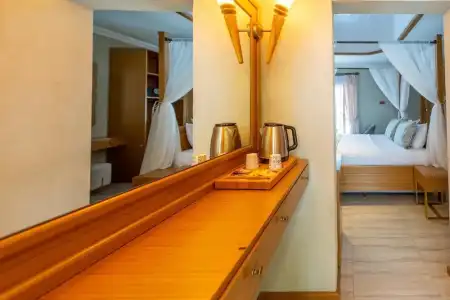 Iskelem Otel - 212