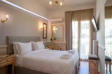 Acropolis Ami Boutique - 2