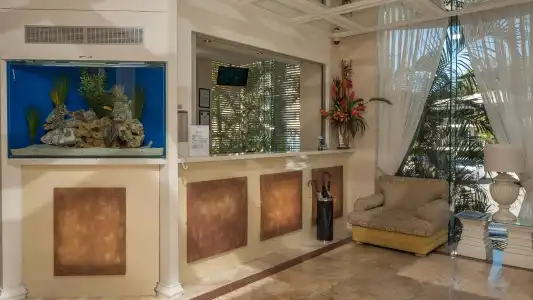 2nd Avenue Beachside Apartments - 1