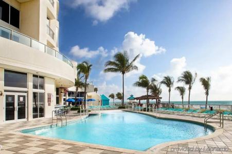 DoubleTree Resort & Spa by Hilton Ocean Point-N. Miami Beach - 13