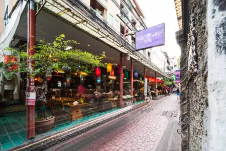 Wild Orchid Villa Bangkok - 13