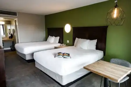 Vagabond Motor - Palm Springs - 4