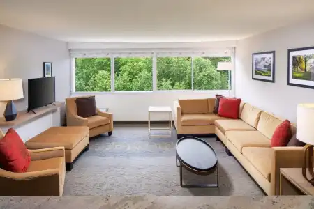Holiday Inn Charlottesville-Monticello by IHG - 50