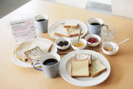 R Star Hostel - 10