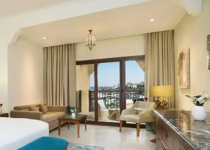 DoubleTree by Hilton Resort & Spa Marjan Island - 53