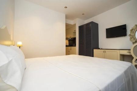 Channel Suites - 1