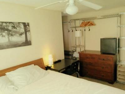 The Wayfaring Buckeye Hostel - 43