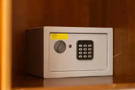 Max - 13