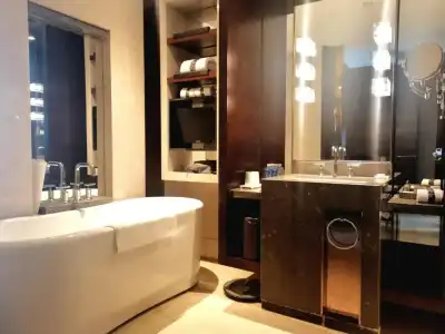 Radisson Blu Plaza Chongqing - 54