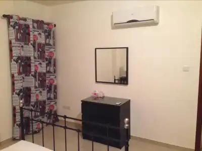 Lakis Court - 11
