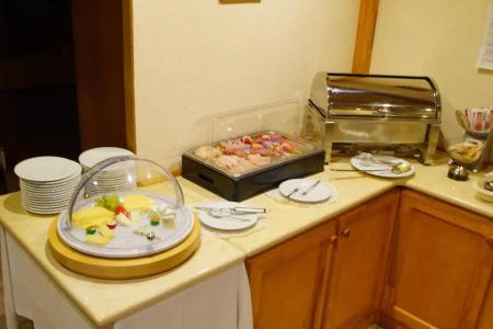 Airport Filder Post - 8