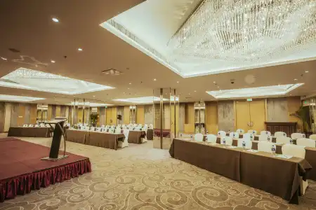 Holiday Inn Xi'an Big Goose Pagoda by IHG - 37