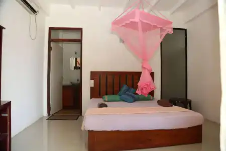 Mount Garden Guest House - 0