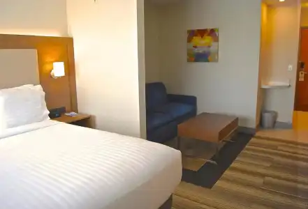 Holiday Inn Express Vancouver Airport - Richmond by IHG - 53