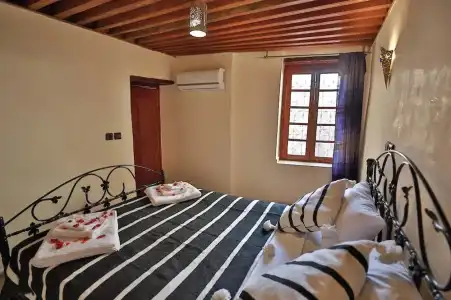 Riad Vega - 2