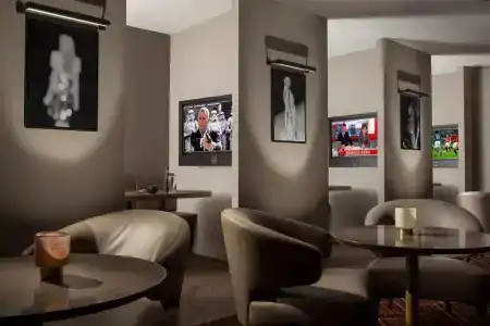 Acasa Suites Zurich Oerlikon - 1