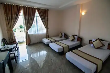 Song Huong Hue - 22