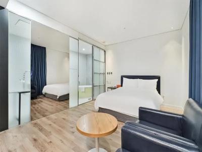 JB Design Haeundae - 51