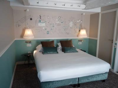 Hôtel Les 3 Poussins - 26