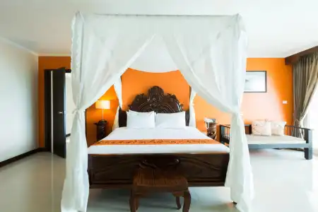 Royal Phala Cliff Beach Resort and Spa - 4