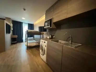 GLOW Sukhumvit 5 by Centropolis - 57