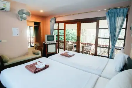 Noble Night Guesthouse Kanchanaburi - 30