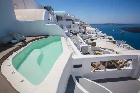 Chic Santorini - 16