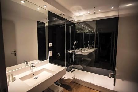 HÔTEL C Suites Chambres Spacieuses - 34