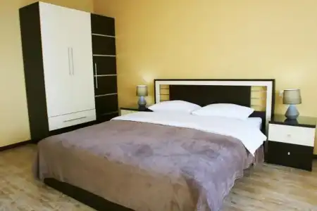 Apartment on Pirosmani 1 - 3