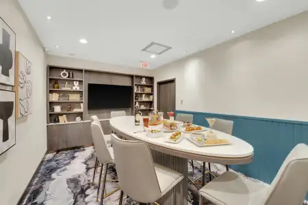 Hilton Garden Inn Toronto/Brampton - 38