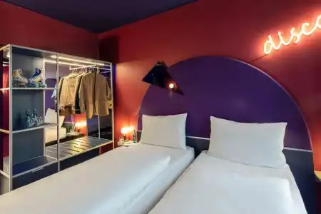Ibis Styles Muenchen Perlach - 24