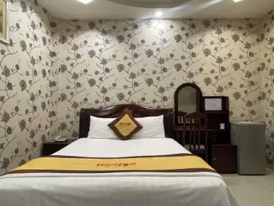 Huong Mai 2 - 25