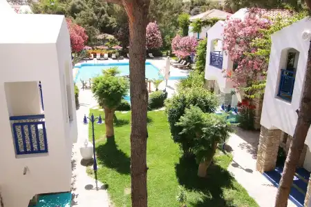 Marphe Suite & Villas - 27